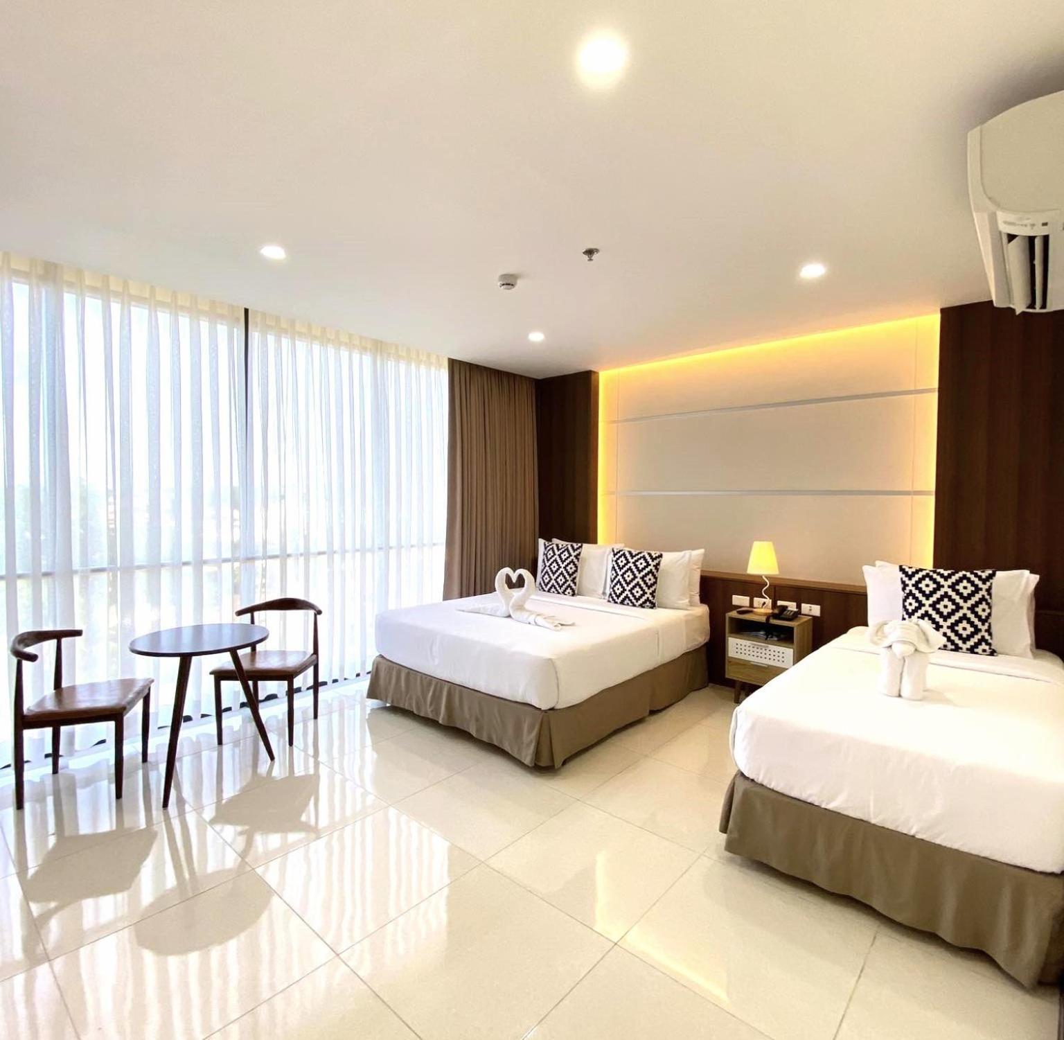 Dccco Hotel Dumaguete City Ngoại thất bức ảnh